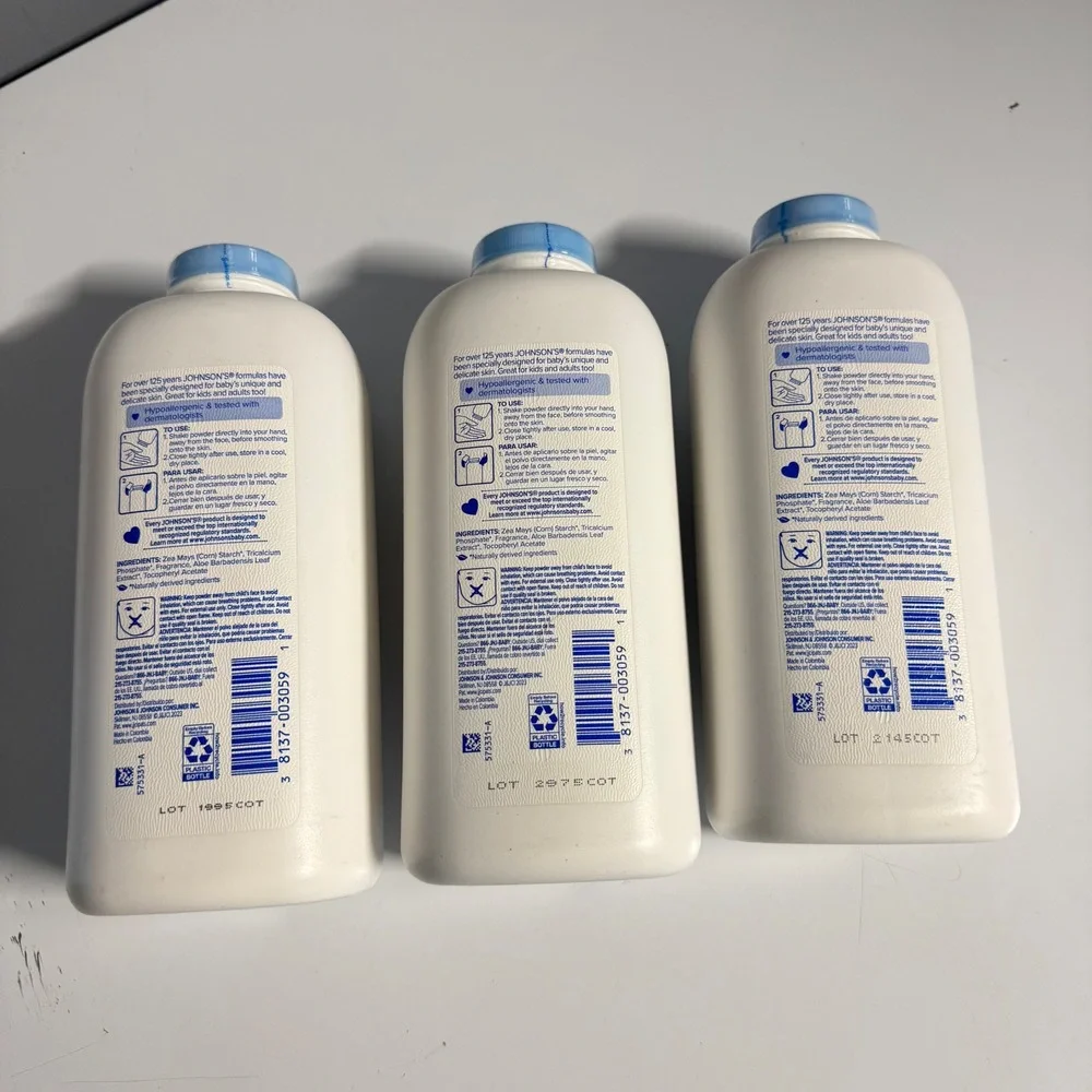 Johnsons Baby Powder Aloe and Vitamin E Cornstarch 22oz 3 Pack Bundle